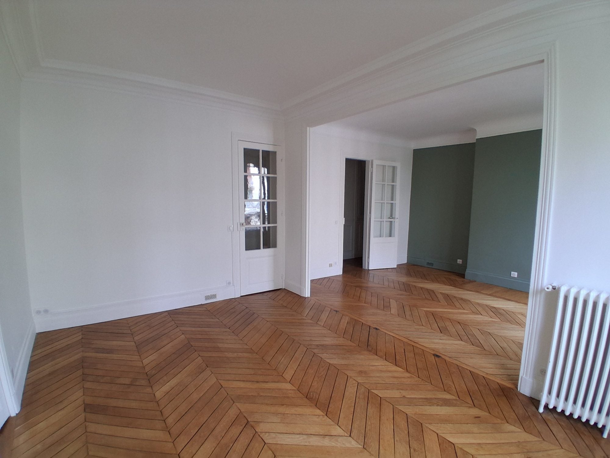 Flat Boulevard Émile Augier in Paris