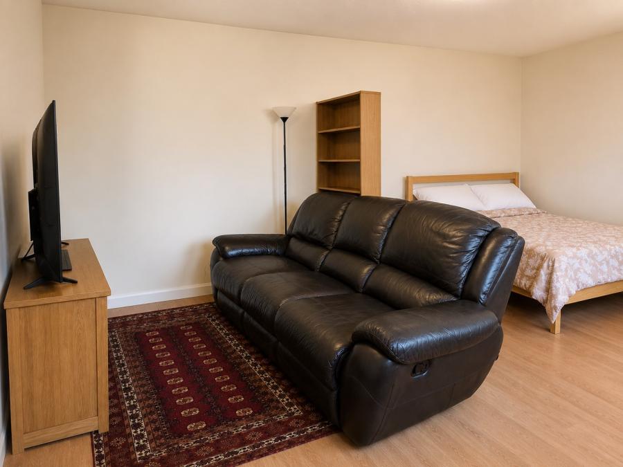 Flat Sandown Drive in Hereford