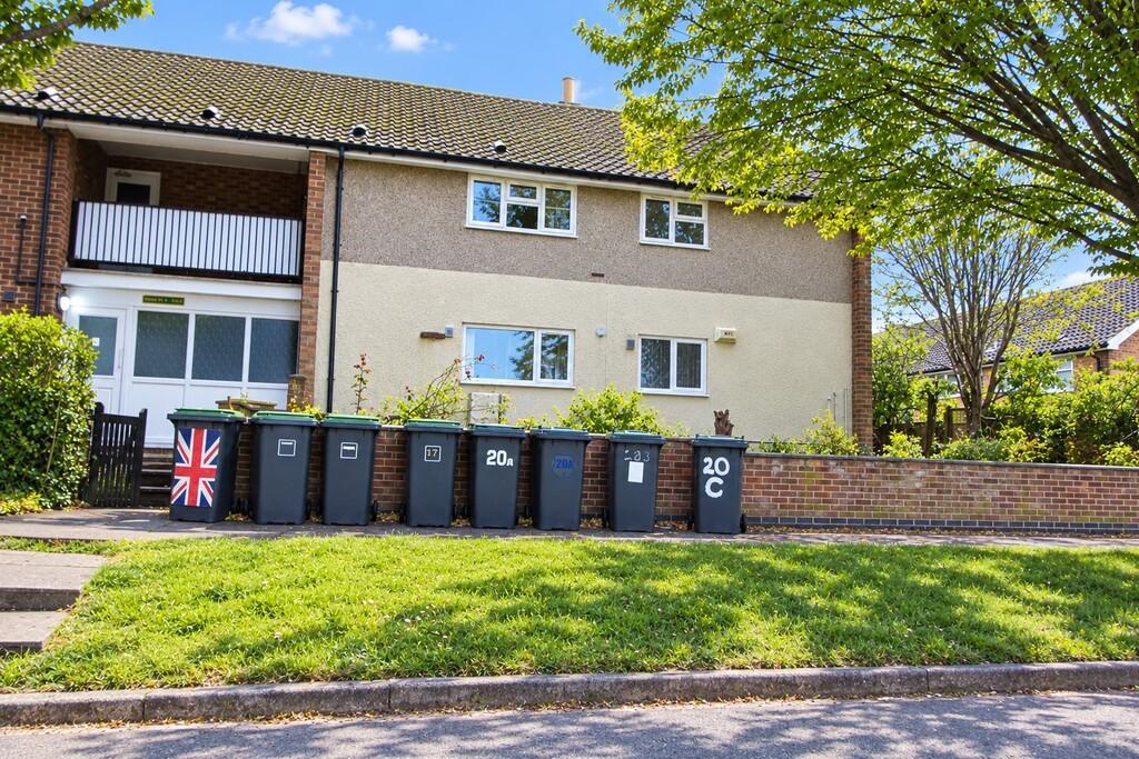 Flat Gibbons Avenue in Stapleford