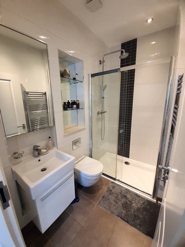 Flat Bayham Street in Greater London