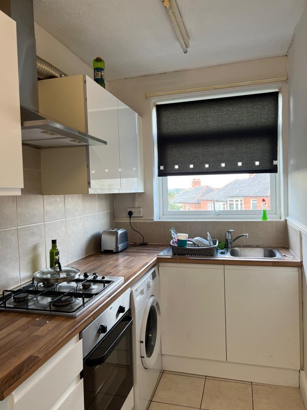 Room Angerton Gardens in Newcastle upon Tyne