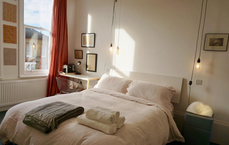 Room Finsbury Park Road in Greater London