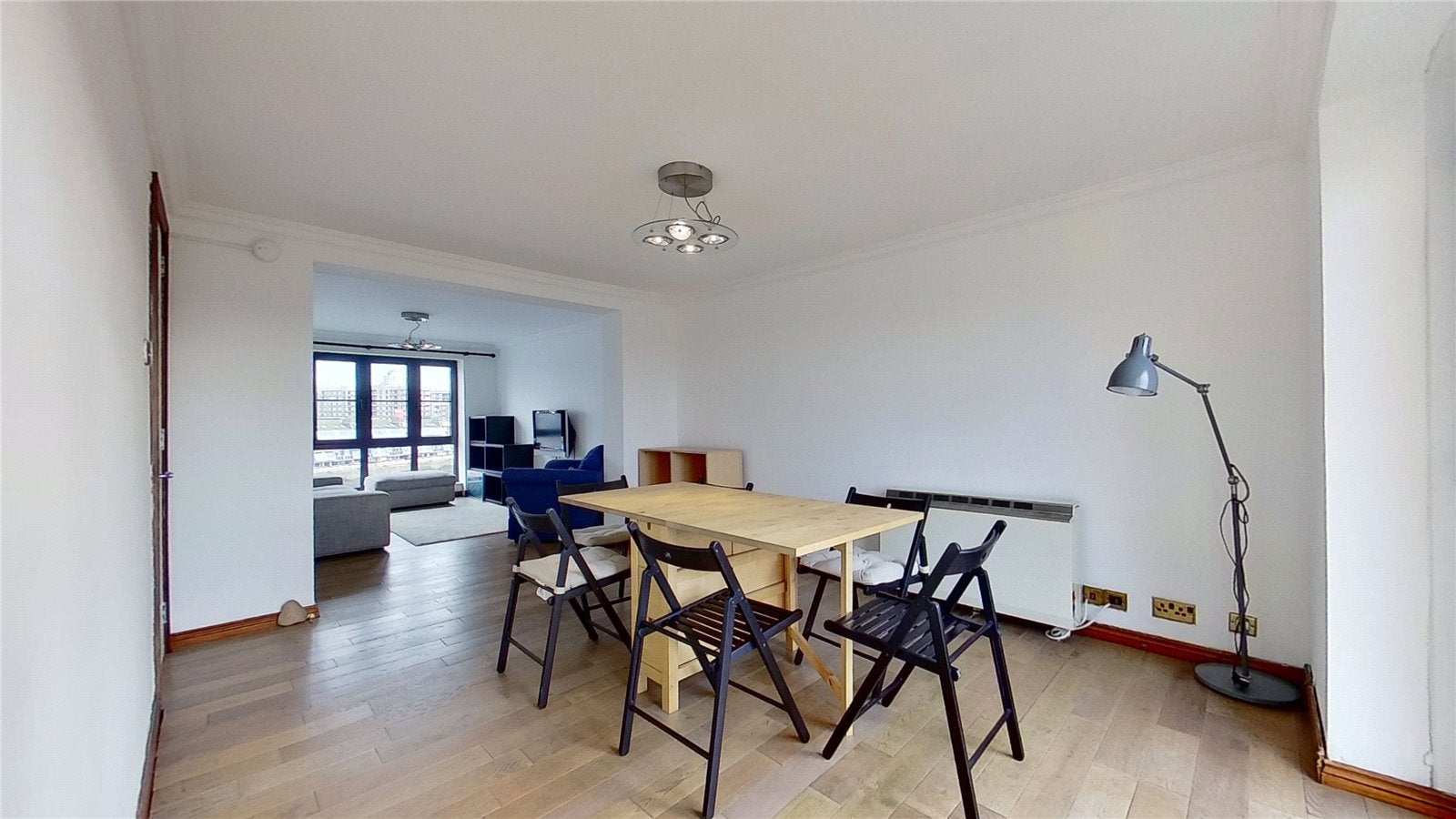 Flat Mavisbank Gardens in Glasgow