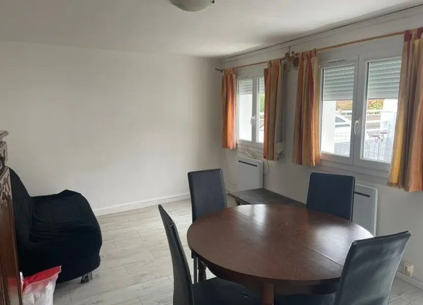 Flat Rue Roger Salengro in Feuquières-en-Vimeu