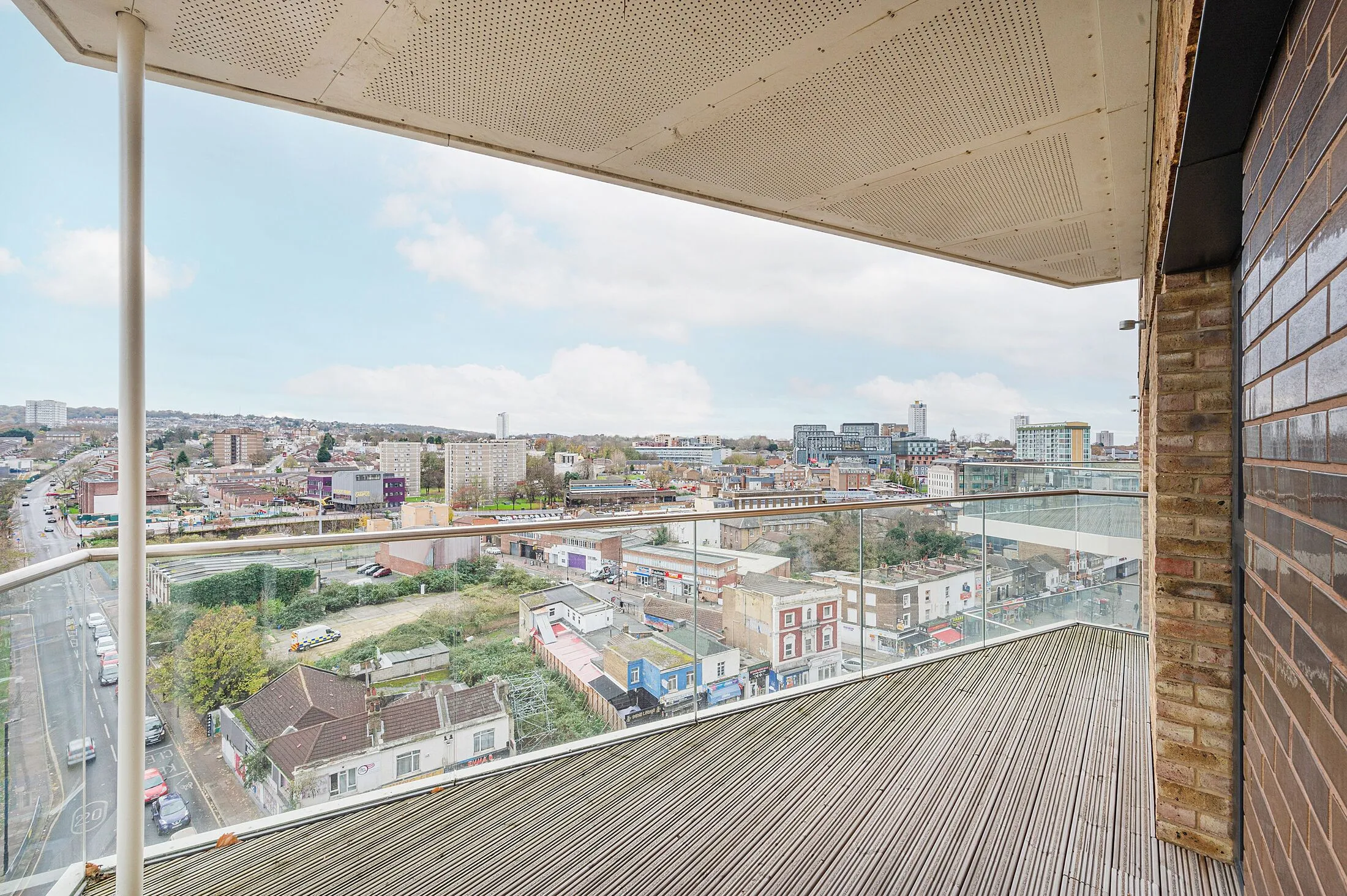 Flat Plumstead Road in Greater London