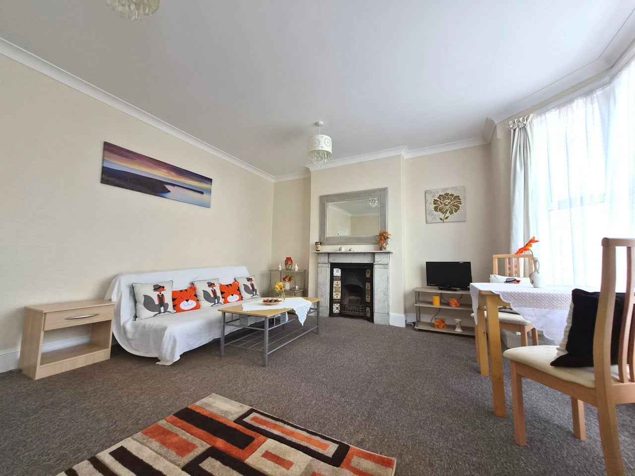 Flat Leybourne Road in Greater London