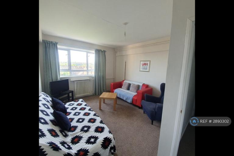 Flat Westfield Court in City of Edinburgh
