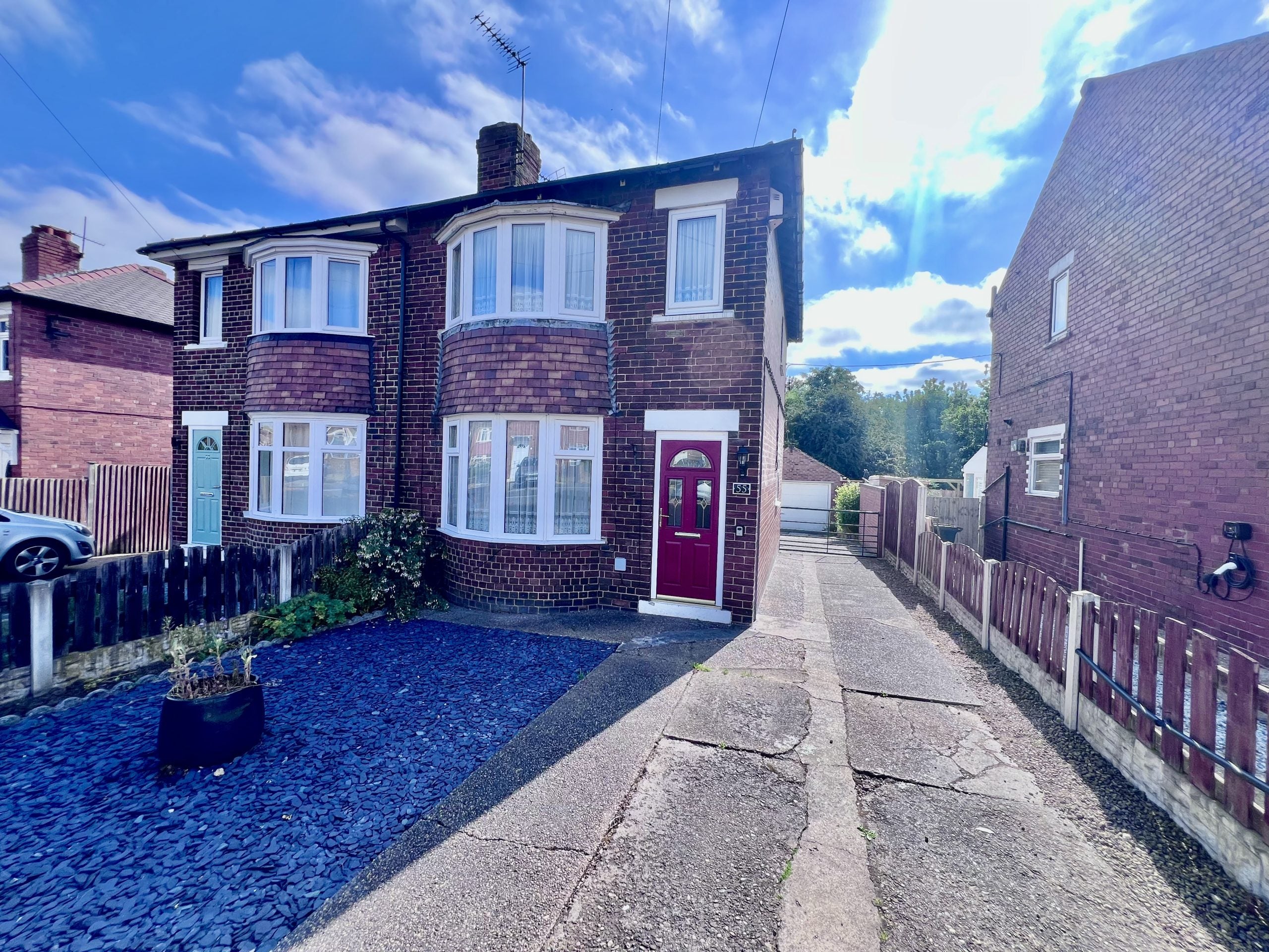 House Ingleborough Drive in Doncaster