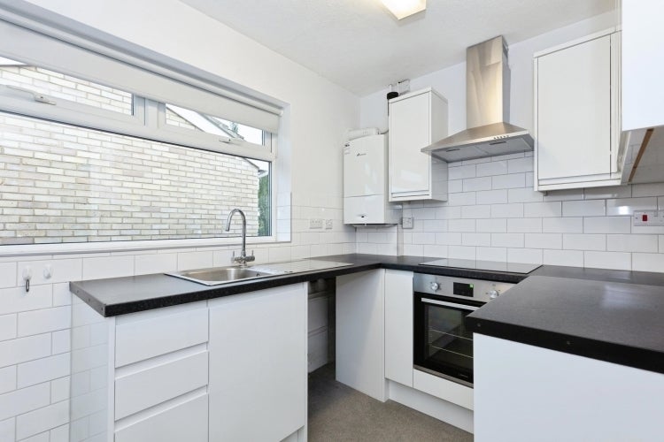 House Maud Close in Cherwell District