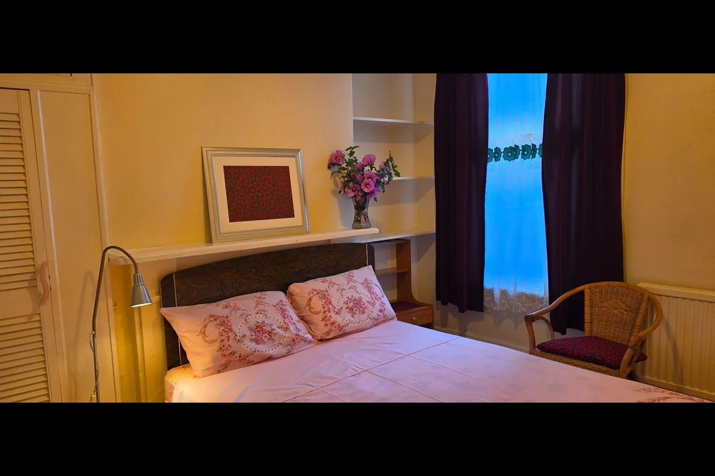 Room Crownhill Road in Greater London