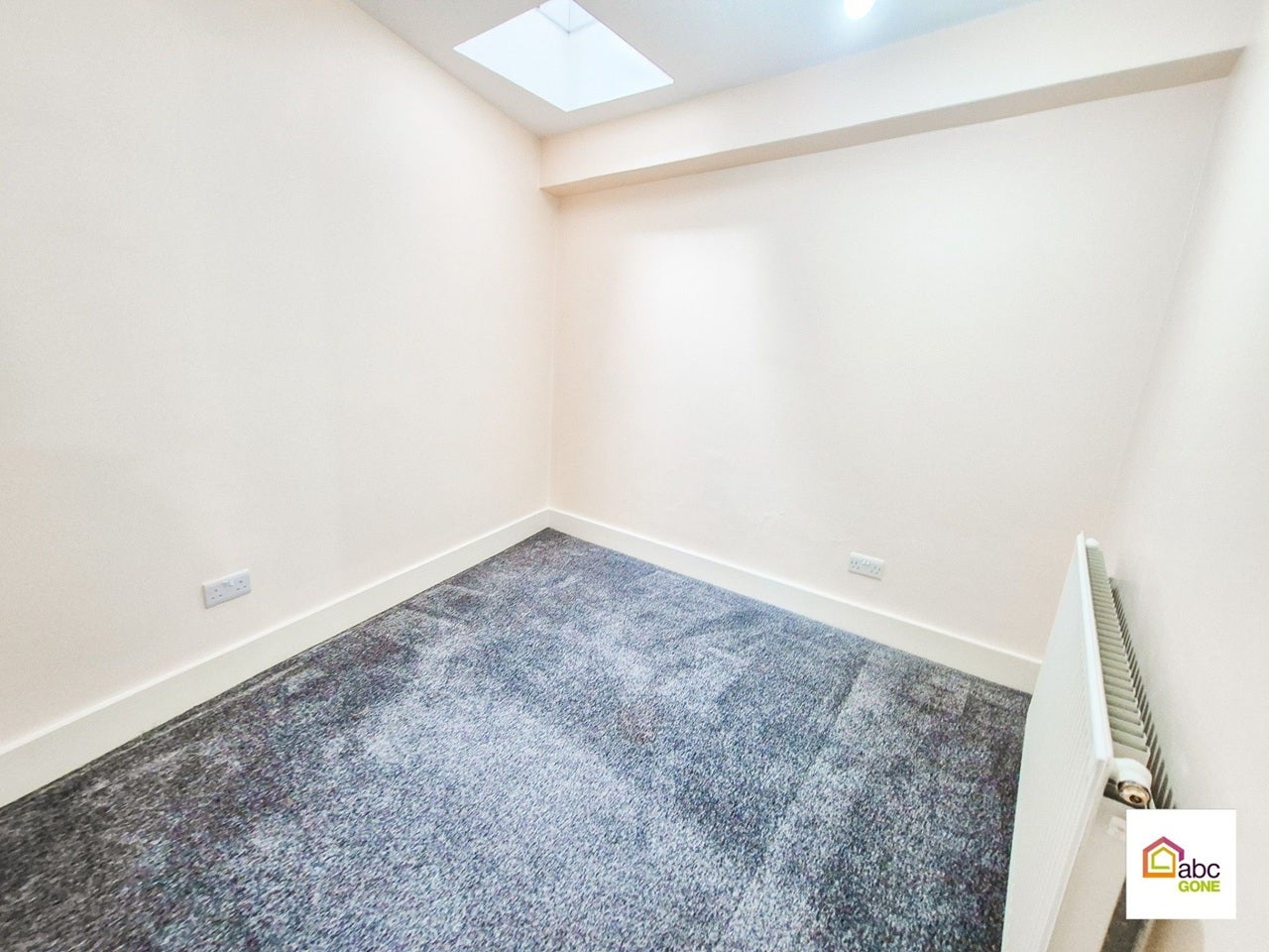 Flat Cameron Road in Greater London