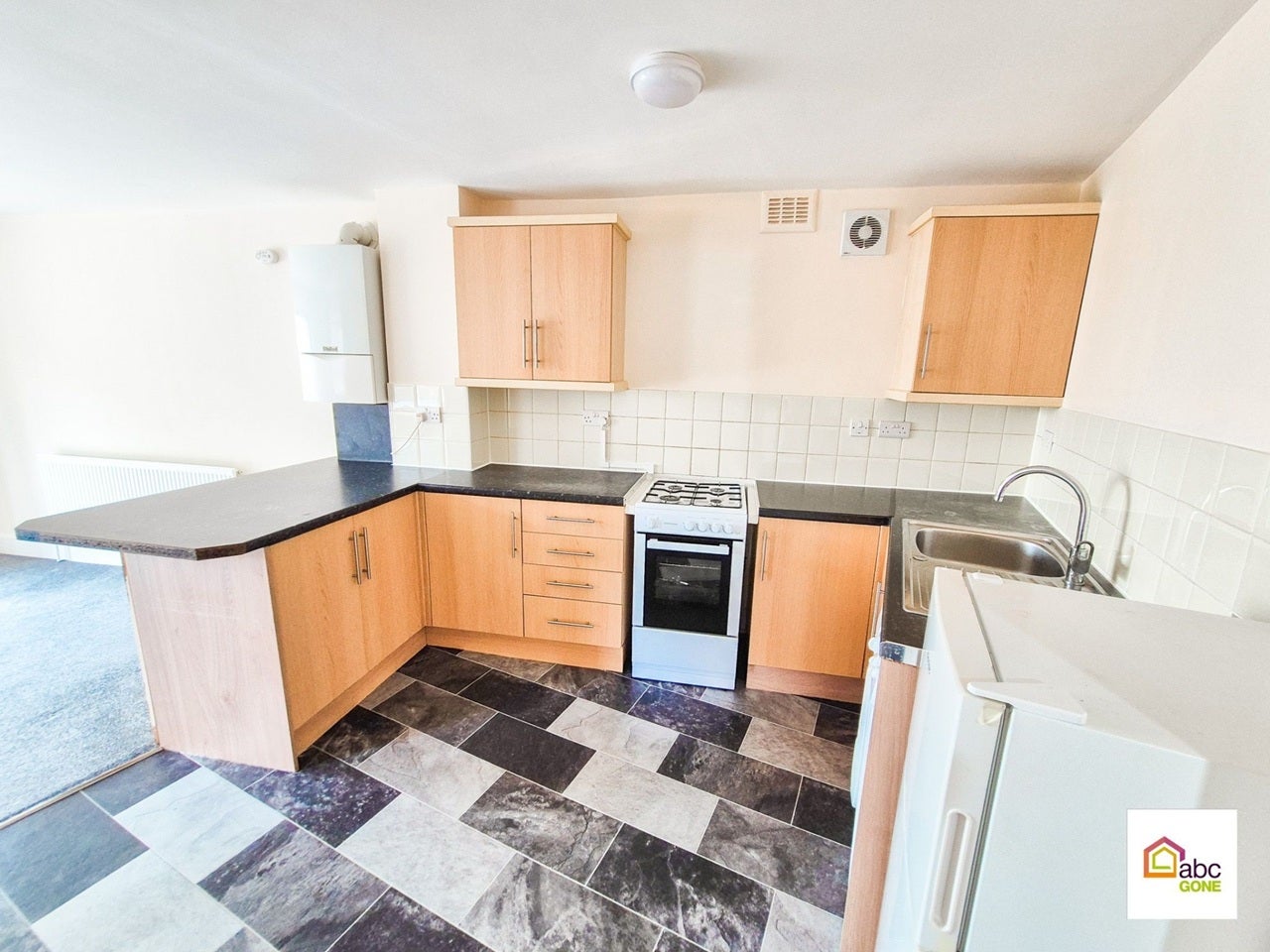 Flat Cameron Road in Greater London