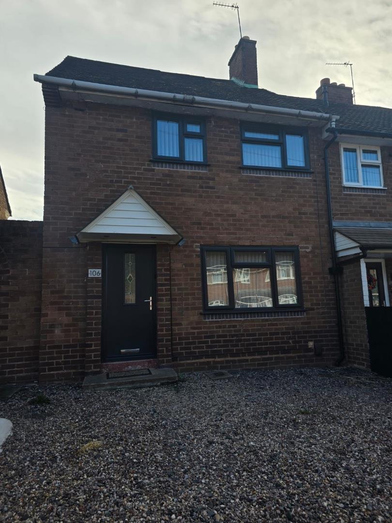 House Glastonbury Crescent in Bloxwich