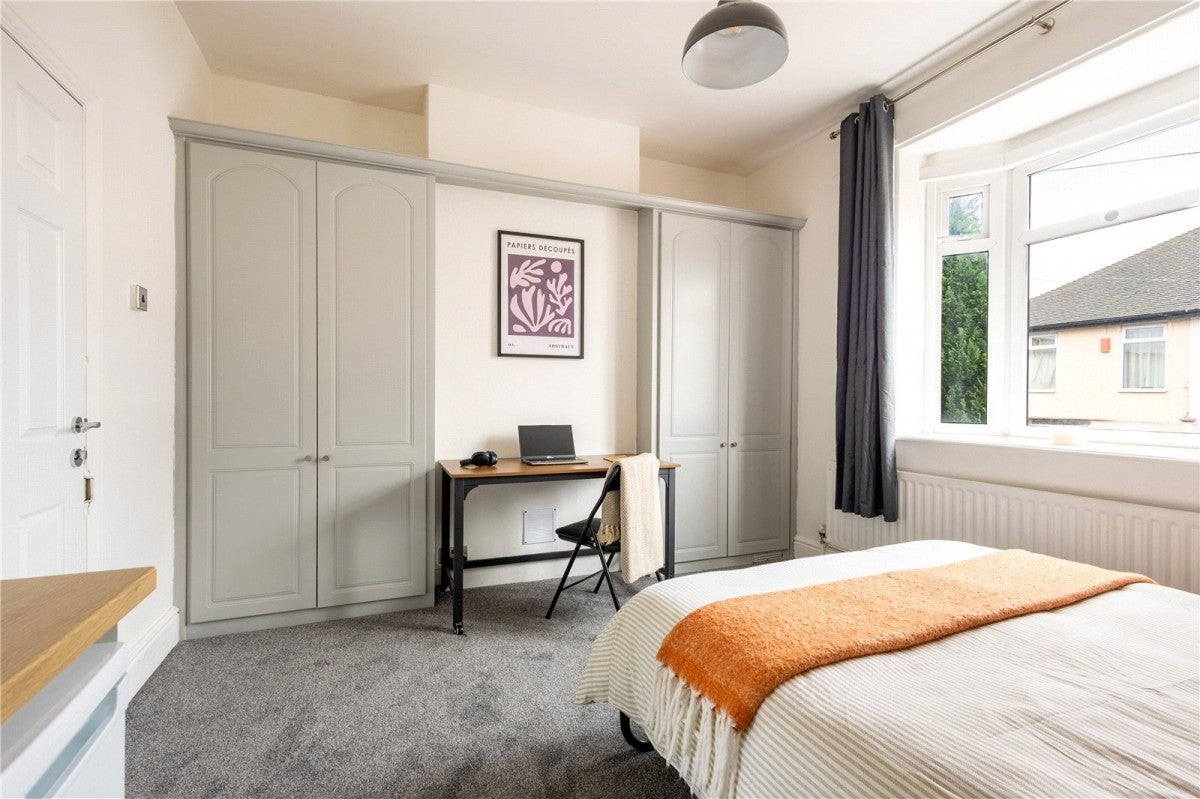 Flat Claridge Road in Stoke-on-Trent