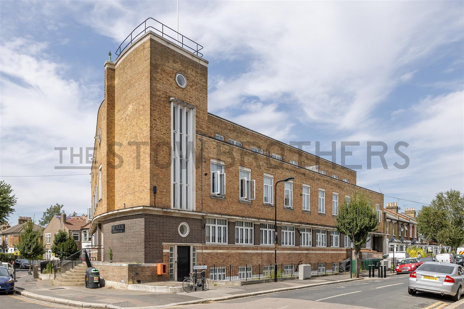 Flat Francis Road in Greater London