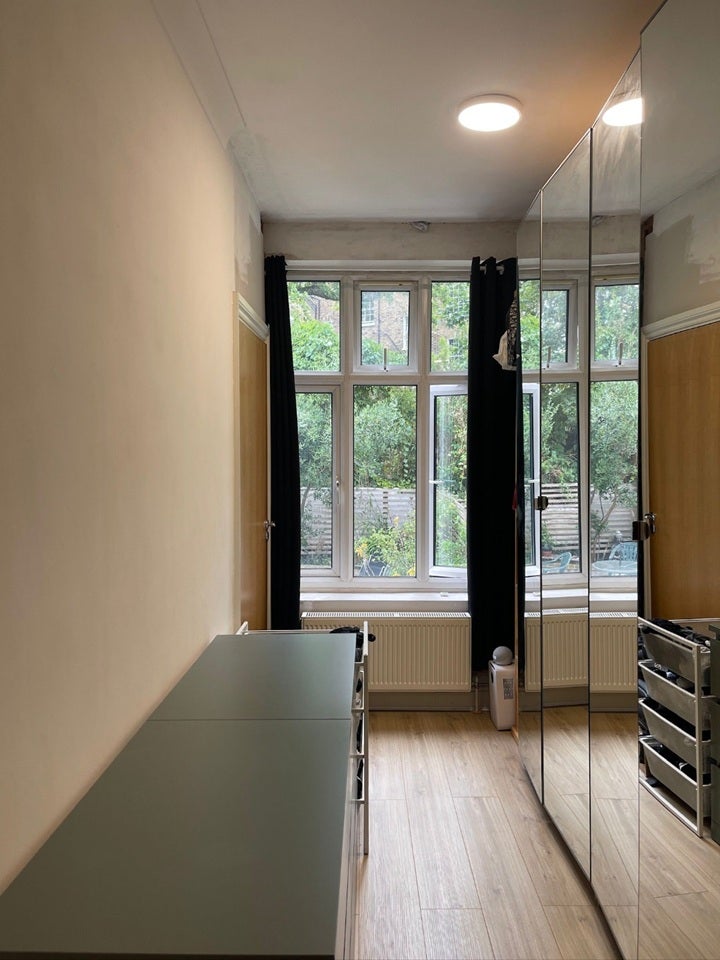 Flat Caledonian Road in Greater London