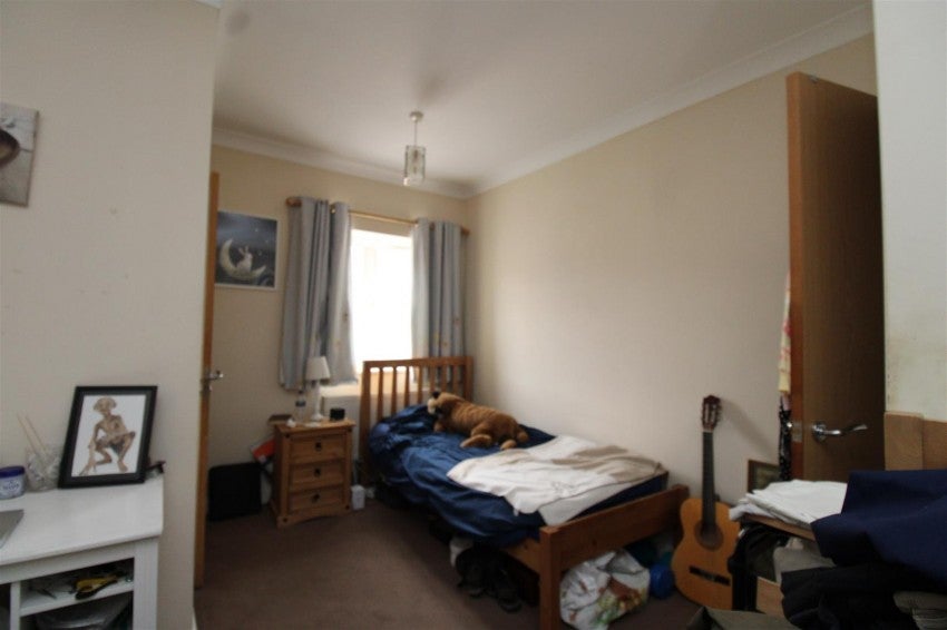 Flat Oaktree Court in Huntingdonshire