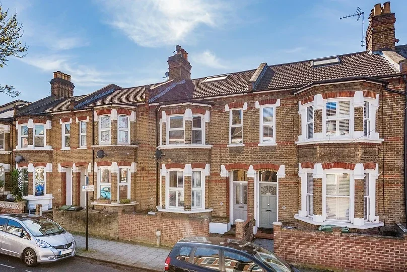 Room Hubert Grove in Greater London