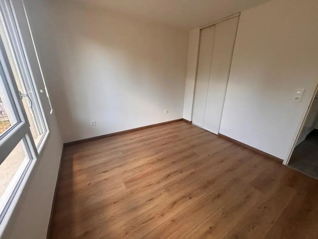 Flat Rue René Char in Cugnaux