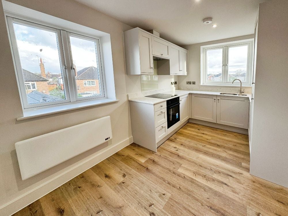 Flat Eversley Park in Chester