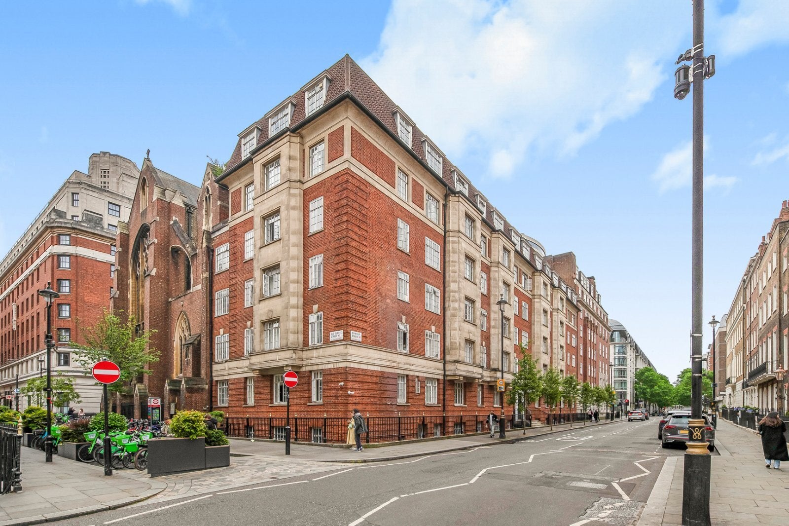 Flat Seymour Street in City of Westminster