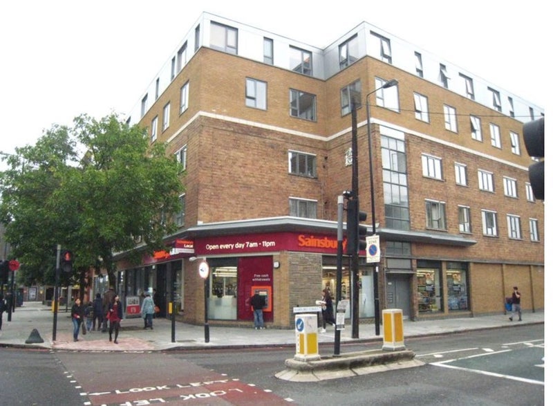 Room Mile End Road in Greater London