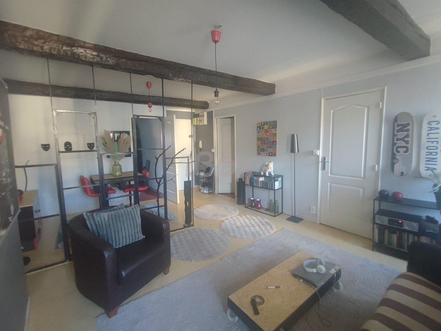 Appartement Place Camille Ledeau à Toulon