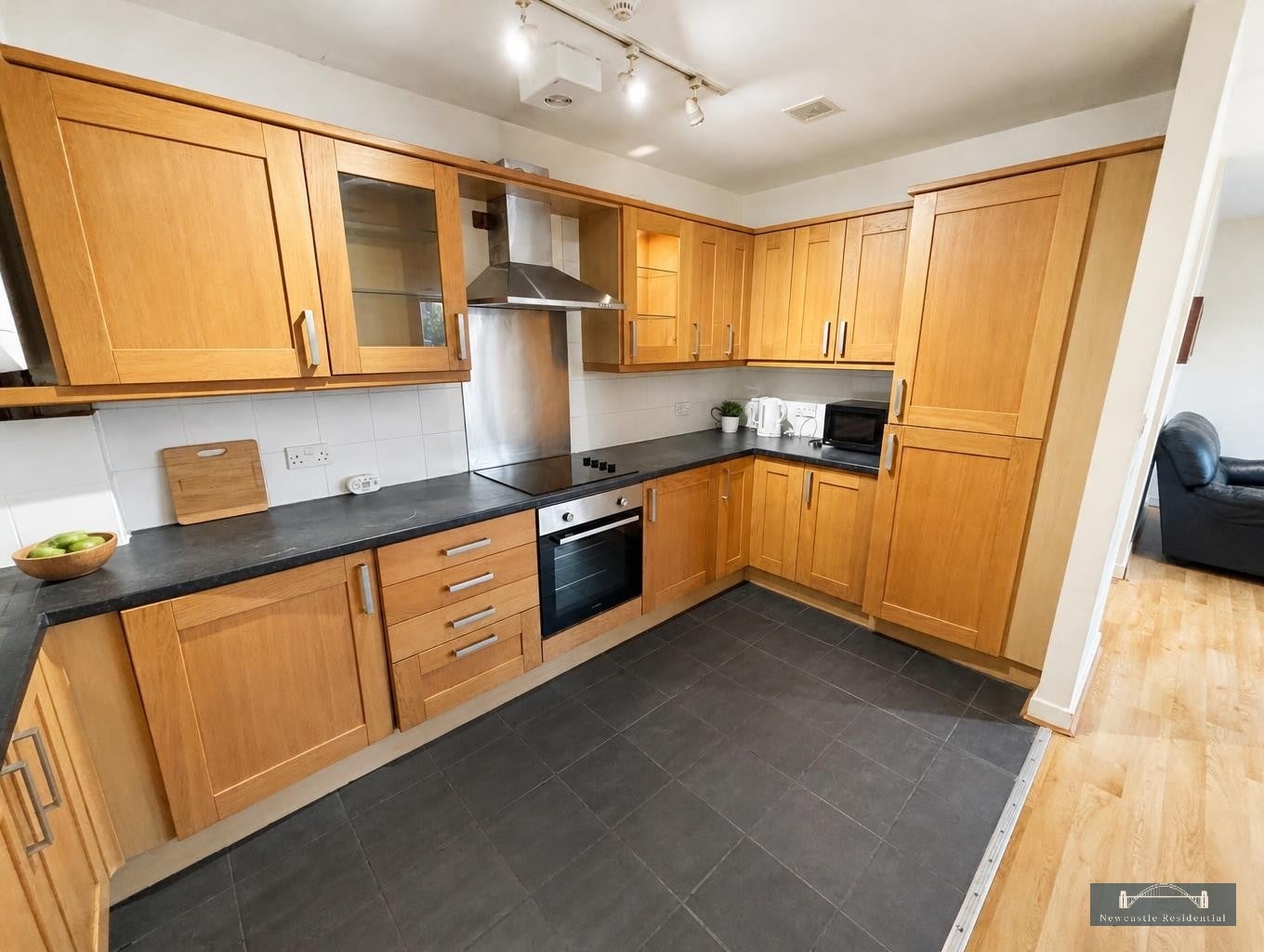Flat Bowsden Court in Newcastle upon Tyne