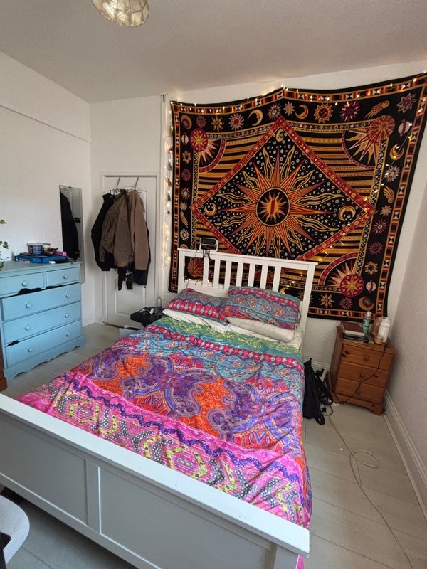 Room Denton Road in Cardiff