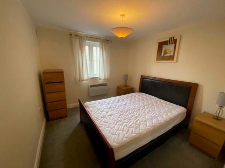 Flat Avocet Close in Rugby