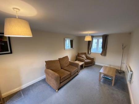 Flat Avocet Close in Rugby