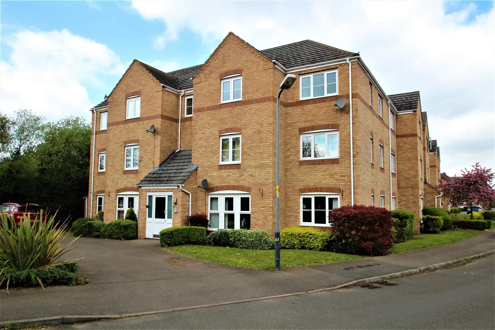 Flat Gardeners End in Rugby
