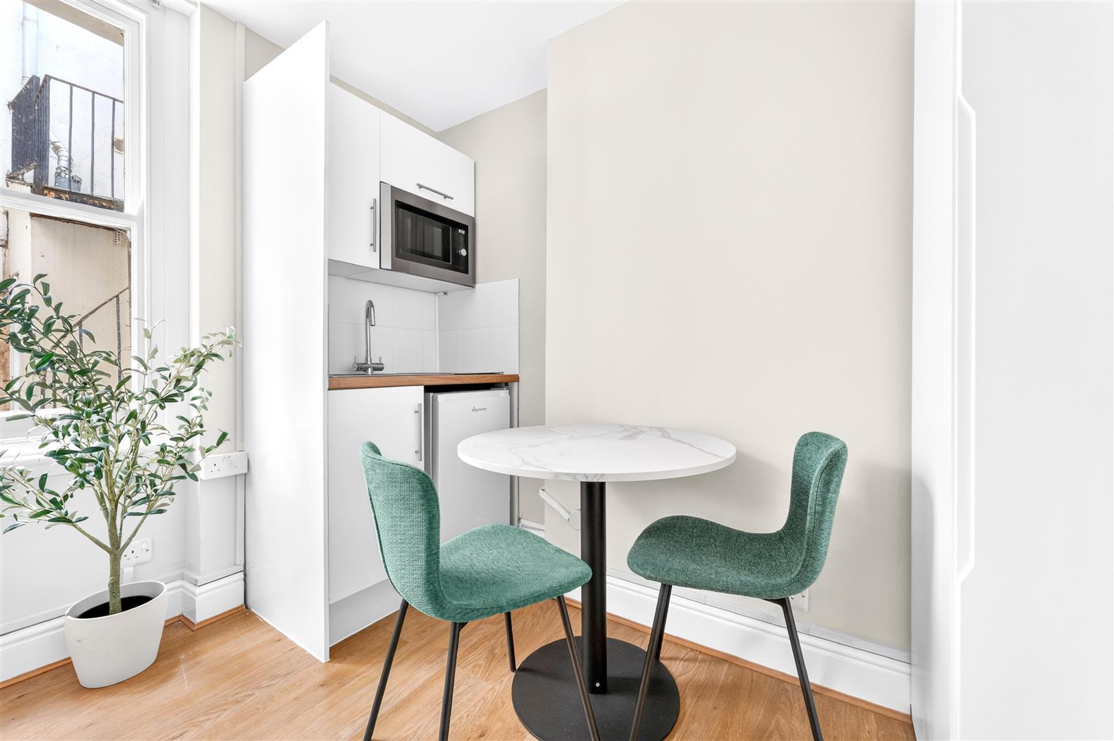 Flat St Petersburgh Place in City of Westminster