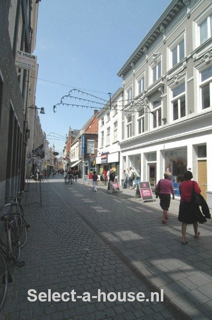 Appartement Lange Brugstraat 10