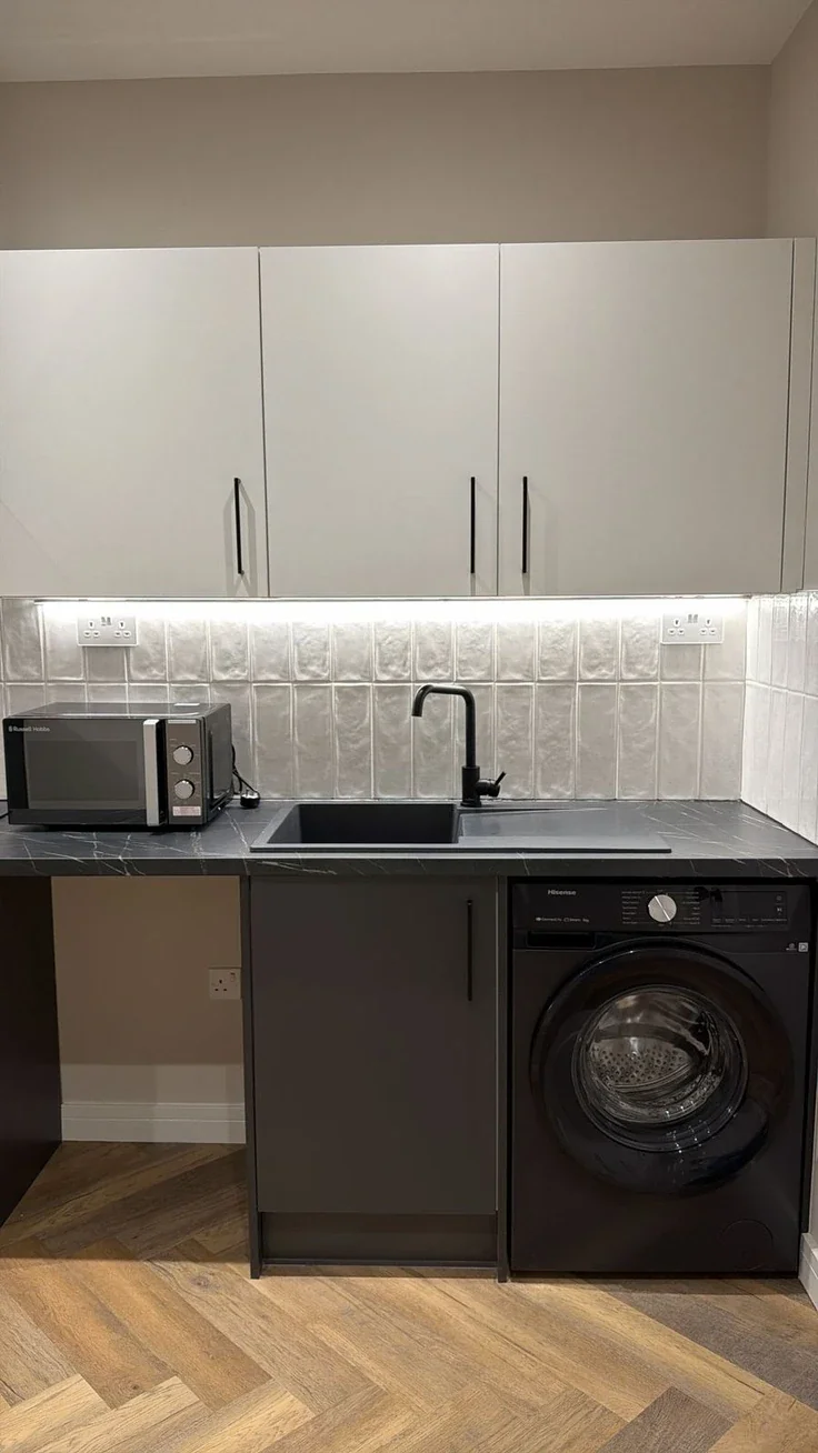 Flat Barton Road in Greater London