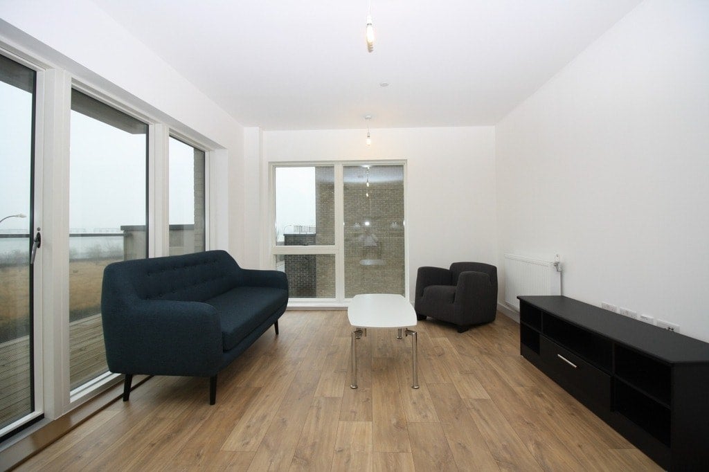 Flat Magellan Boulevard in Greater London