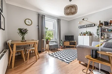 Flat Chulsa Road in Greater London