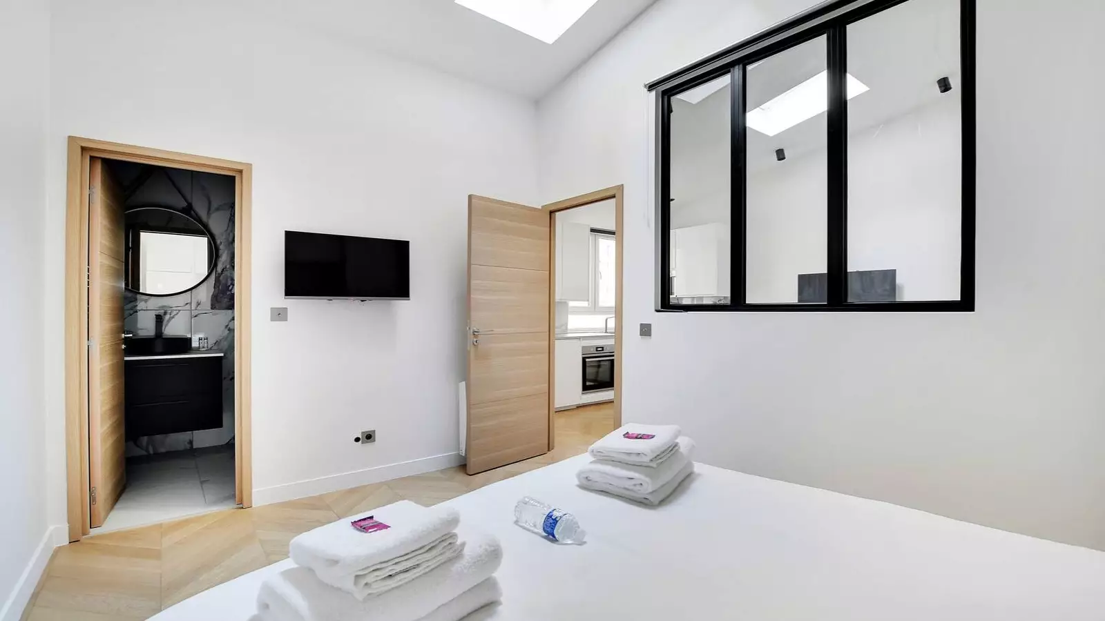 Appartement Rue La Boétie à Paris