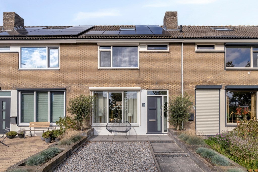 Huis Rottenburgseweg 200 in Middelharnis