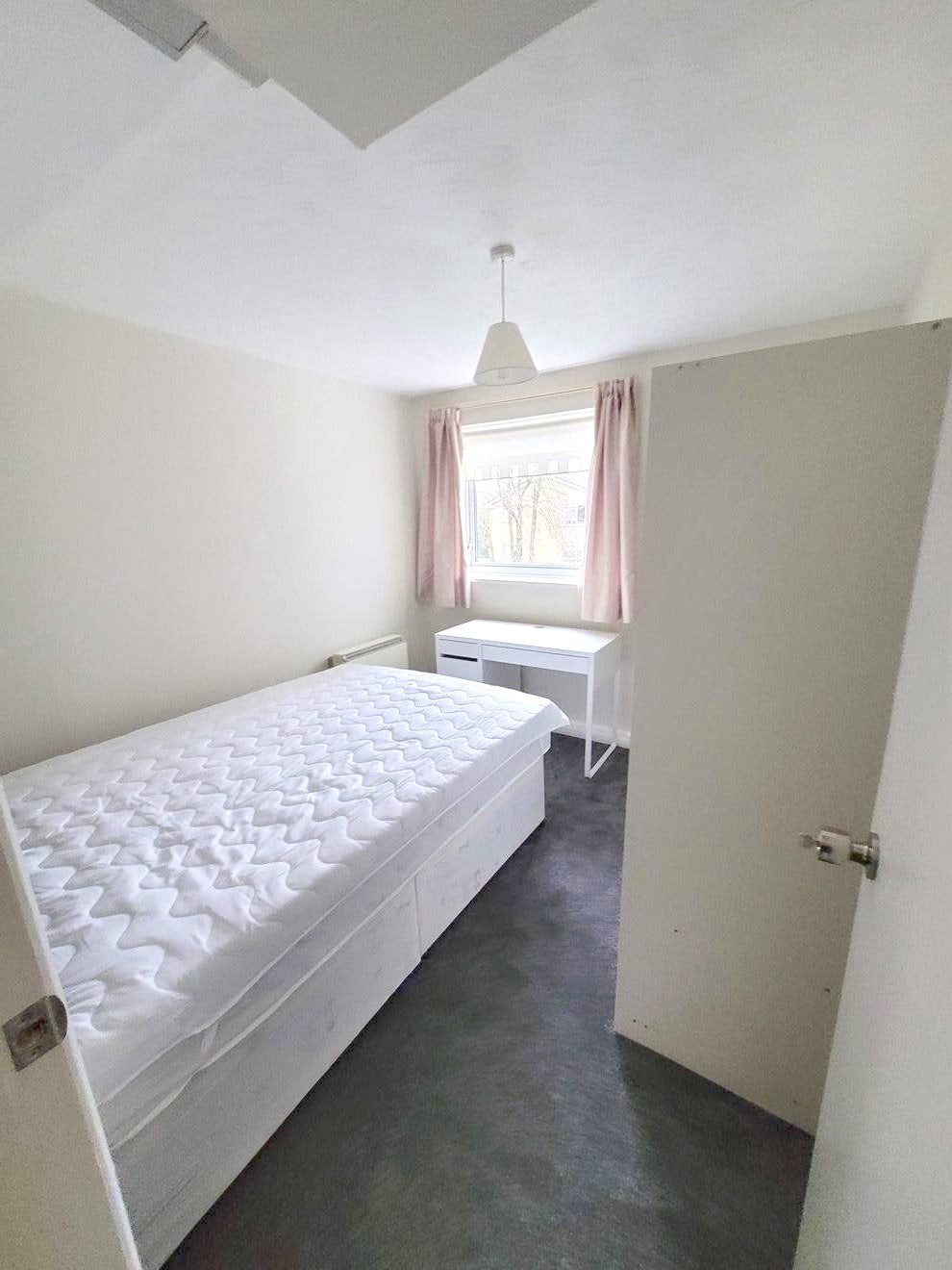 Flat Park Grange Croft in Sheffield