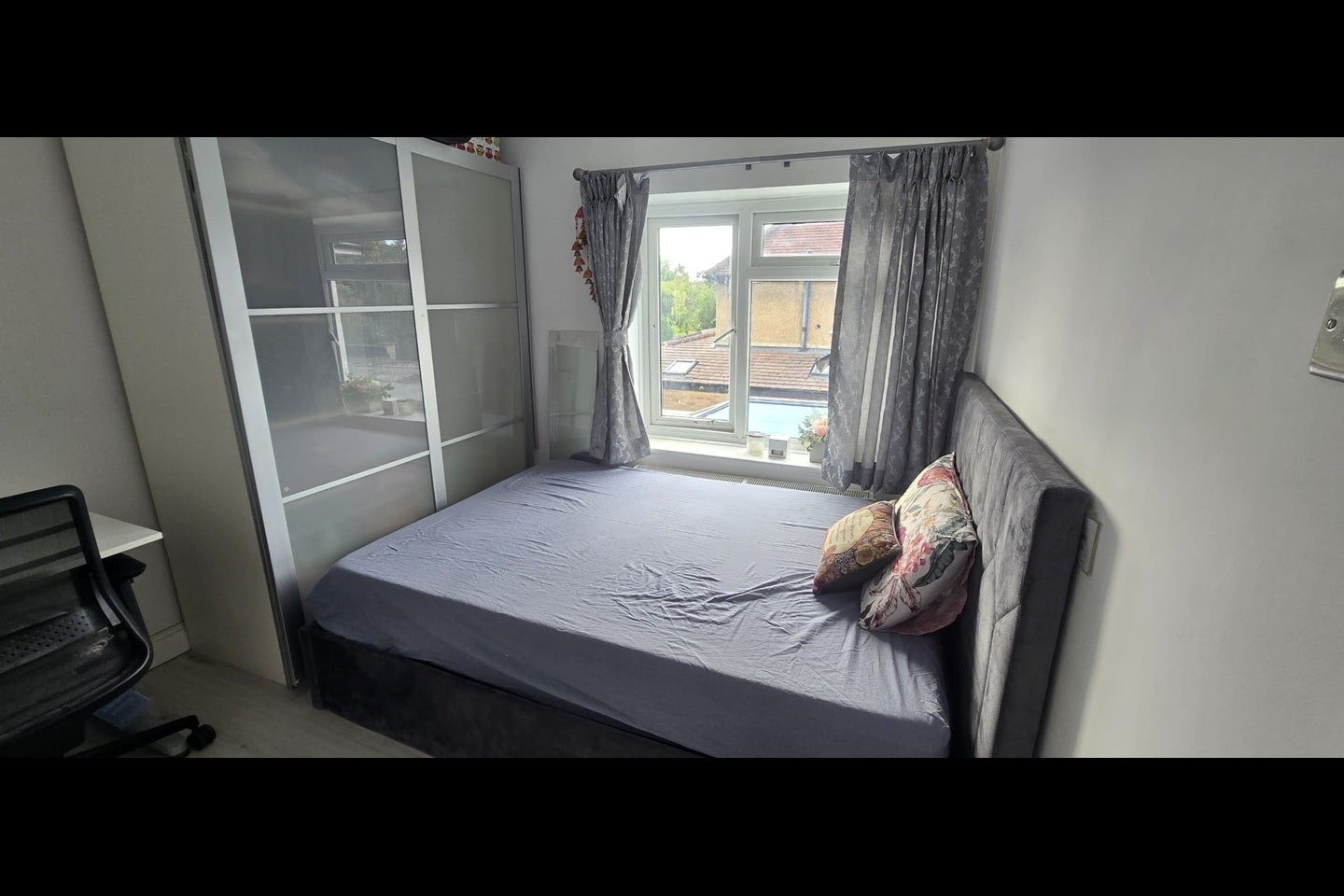 Room Townsend Way in Greater London