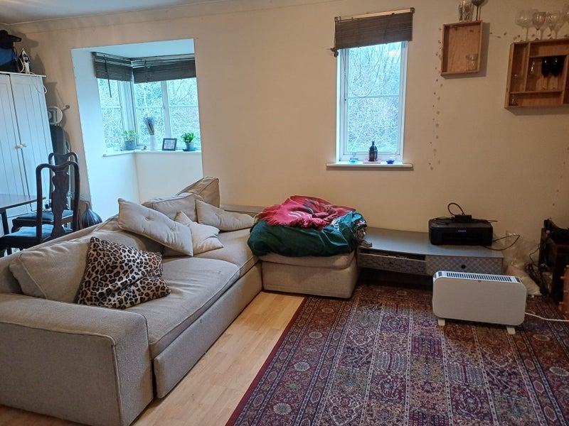 Room Cold Blow Lane in Greater London