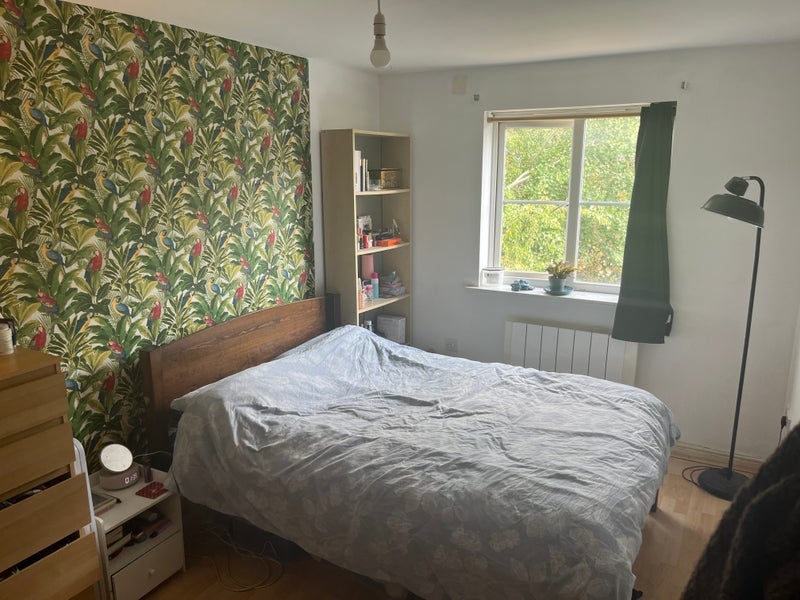 Room Cold Blow Lane in Greater London