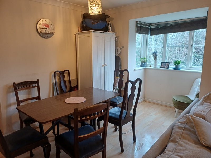 Room Cold Blow Lane in Greater London