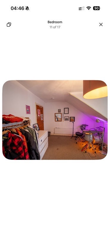 Room Hillfield Avenue in Greater London