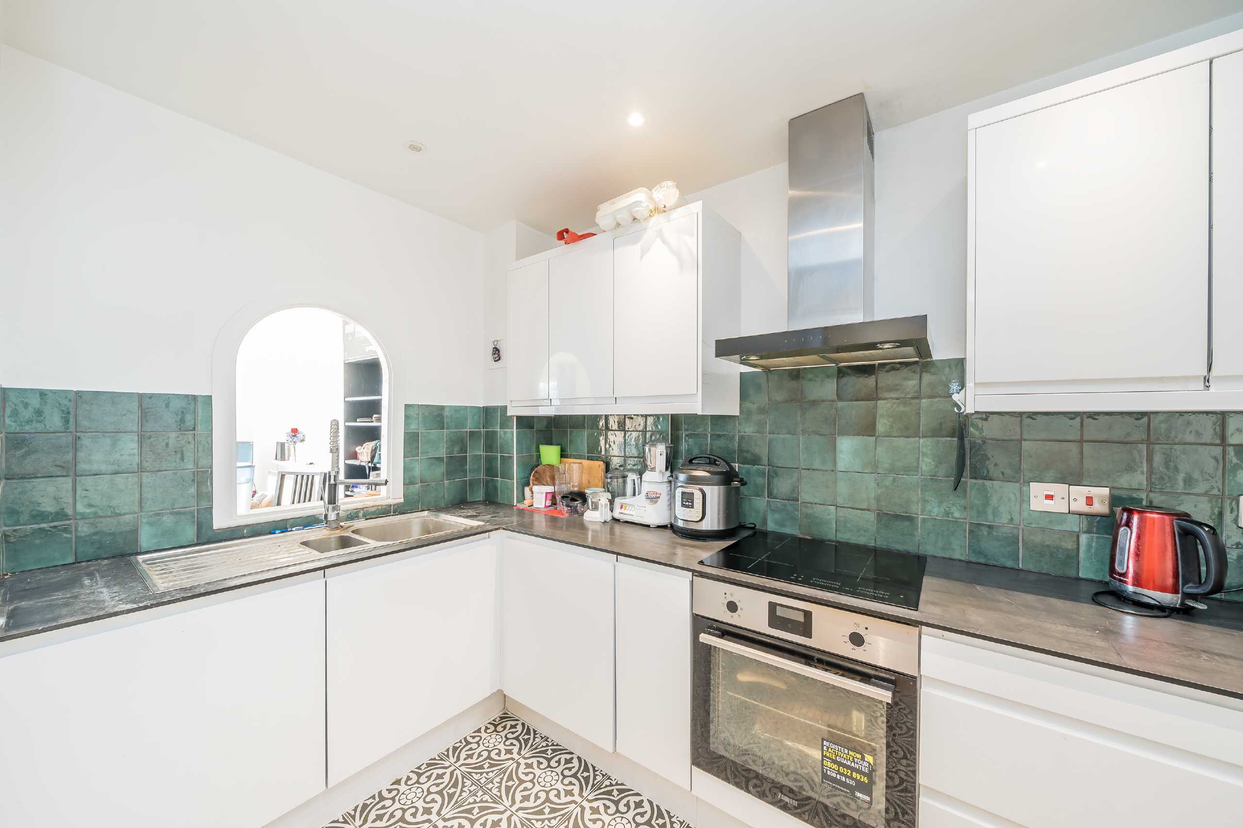 Flat Kew Bridge Court in Greater London