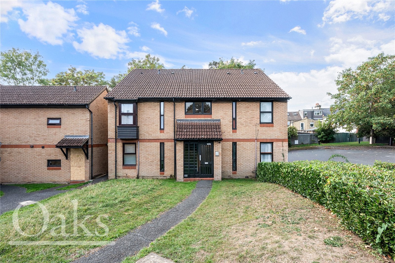 Flat Shinners Close in Greater London