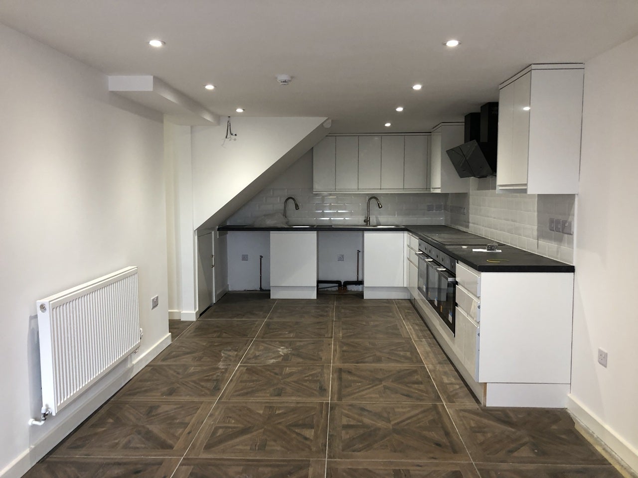 Room Crossways Road in London