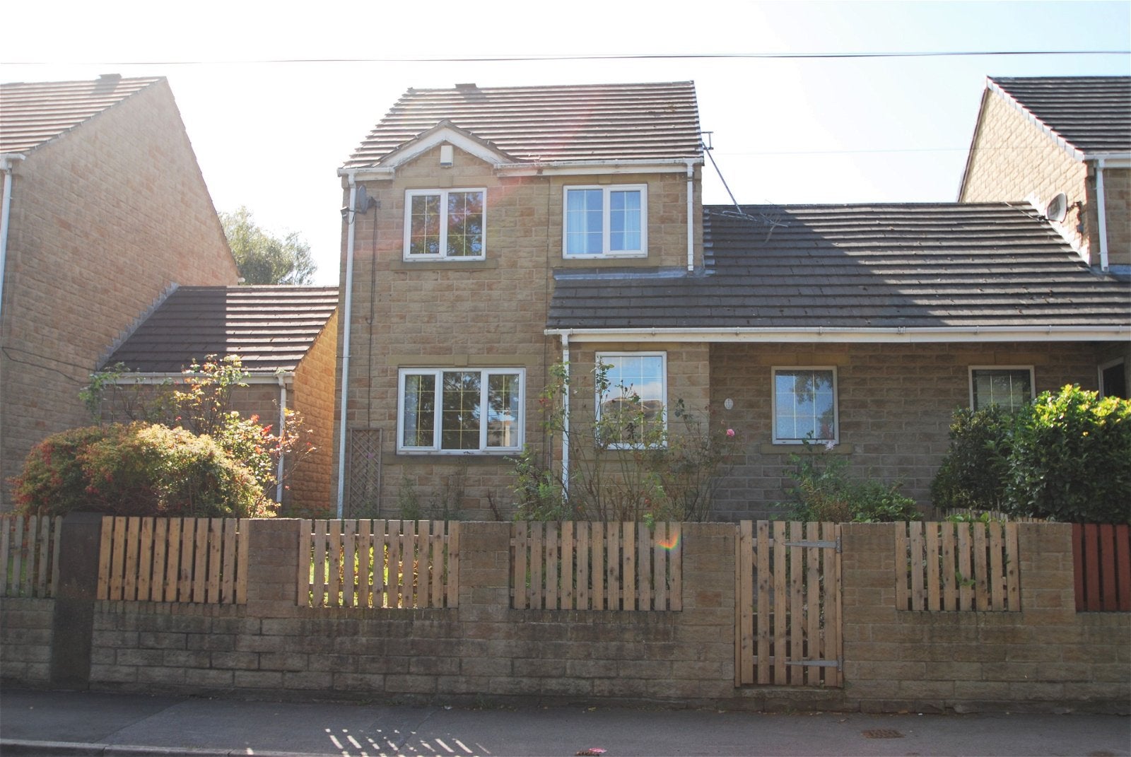 House Old School Close in Hoyland