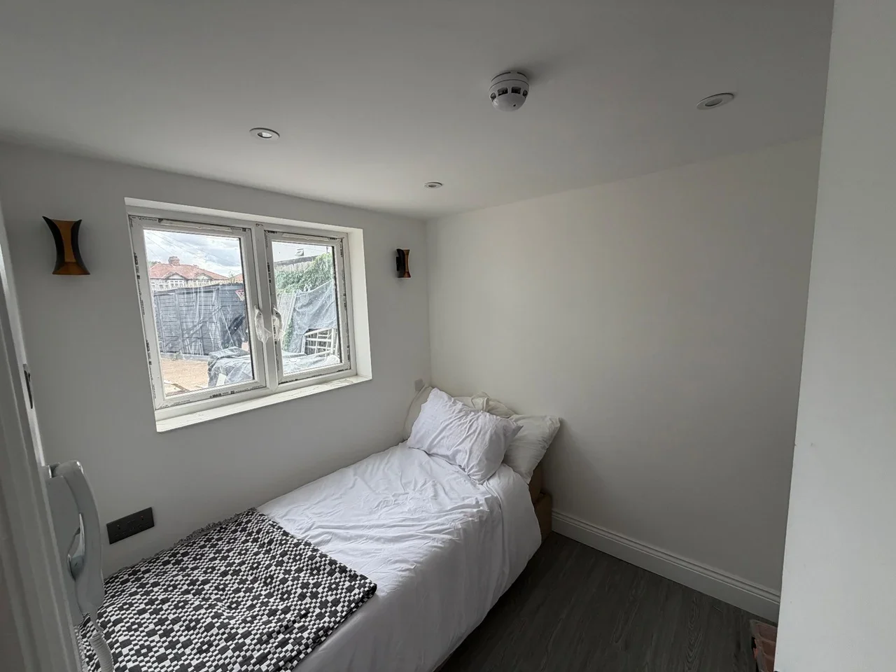 Room Blackfen Road in Greater London
